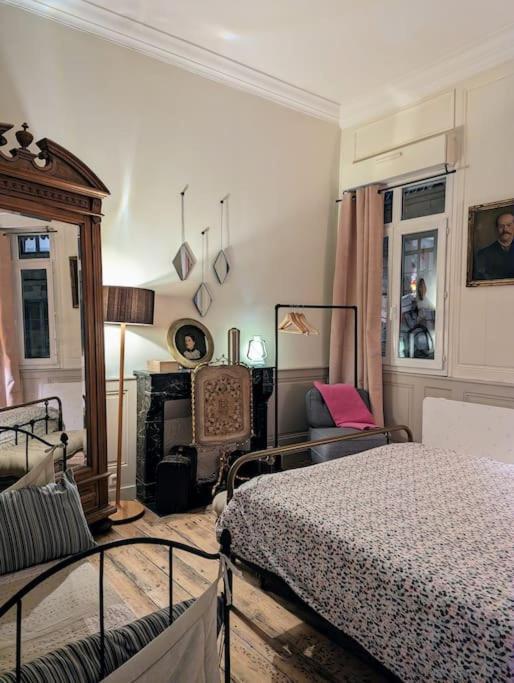 L'Appartement Du Voisin D'Hugo ブザンソン エクステリア 写真